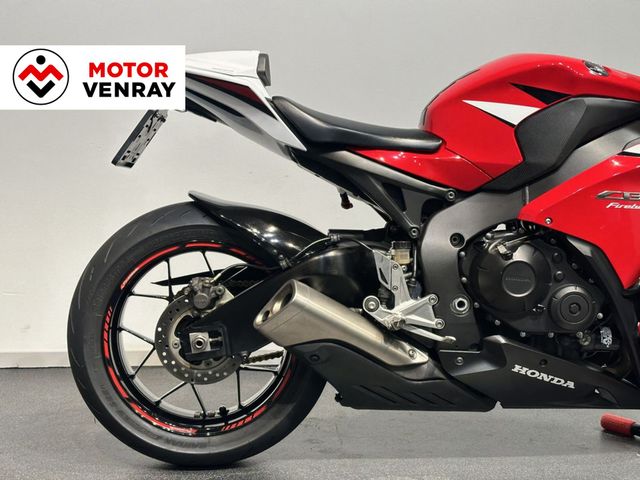 honda - cbr-1000-rr-fireblade