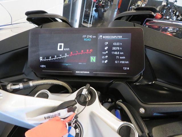 bmw - r-1250-rt