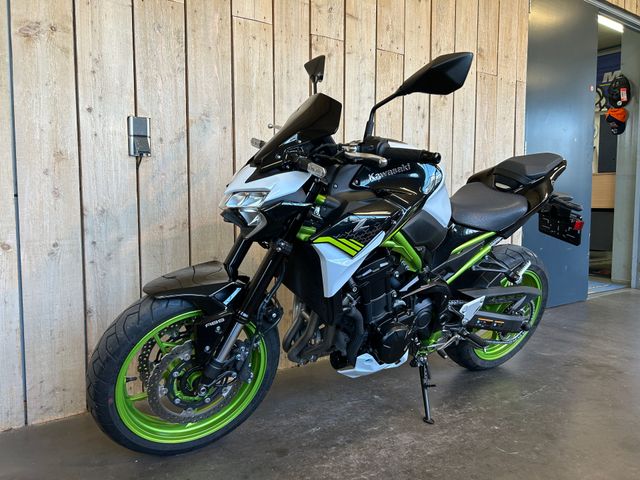 kawasaki - z900