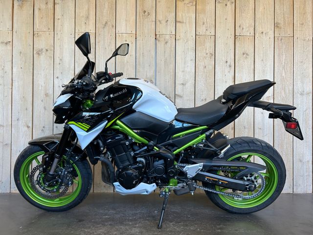 kawasaki - z900