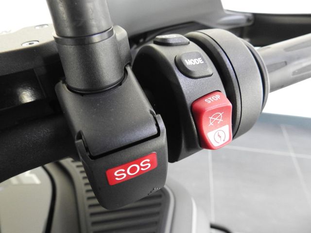 bmw - r-1300-gs-adventure