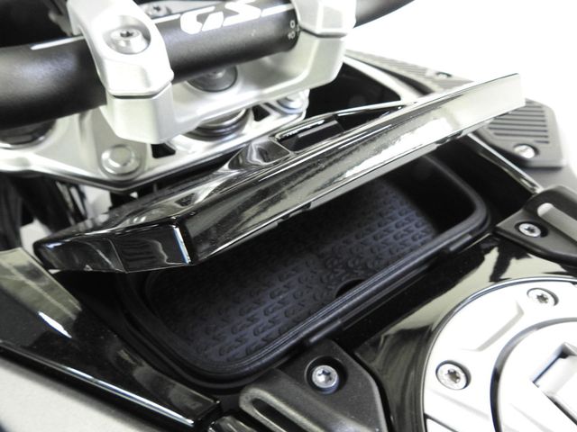 bmw - r-1300-gs-adventure