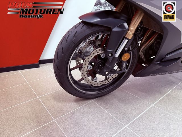 honda - cbr-500-r