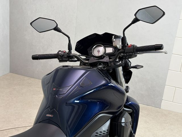 kawasaki - z-750-abs