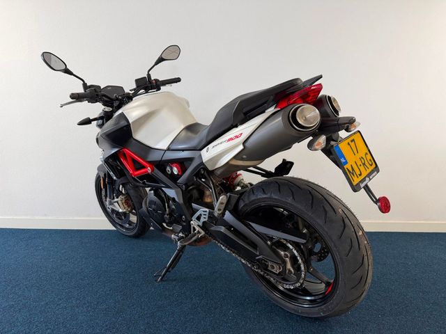 aprilia - shiver-900
