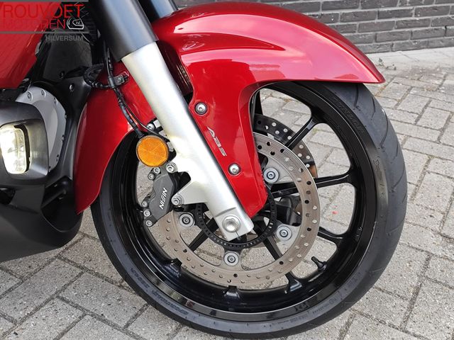 honda - f6-c-gl-1800-valkyrie