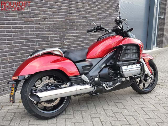 honda - f6-c-gl-1800-valkyrie
