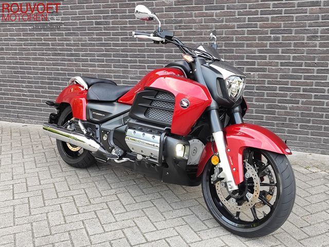 honda - f6-c-gl-1800-valkyrie