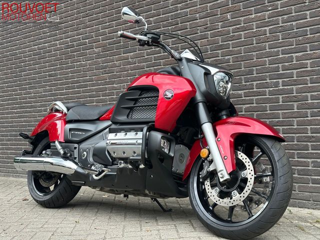 honda - f6-c-gl-1800-valkyrie
