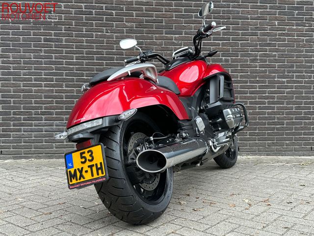 honda - f6-c-gl-1800-valkyrie