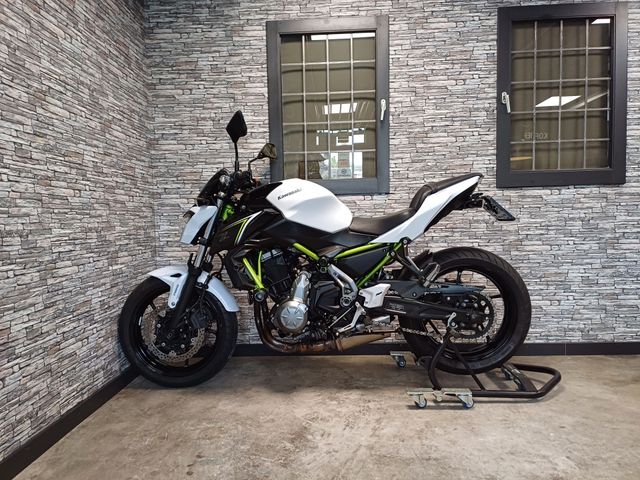 kawasaki - z650
