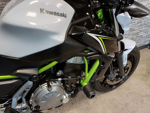 kawasaki - z650