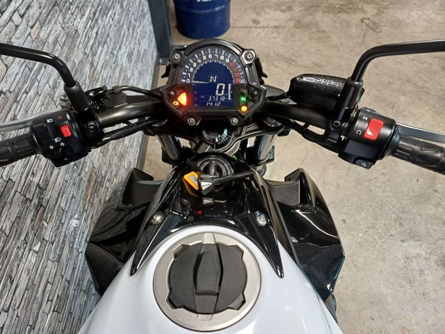 kawasaki - z650