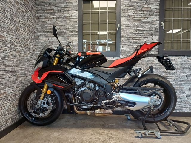 aprilia - tuono--v4-1100-factory
