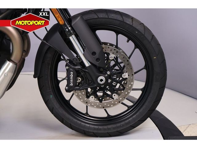 moto-guzzi - v-85-strada