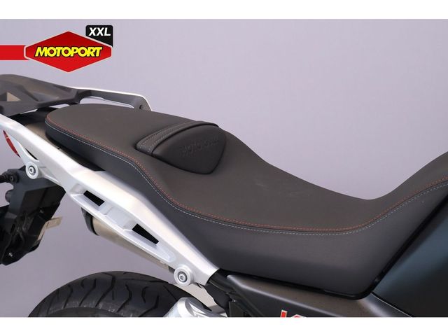 moto-guzzi - v-85-strada