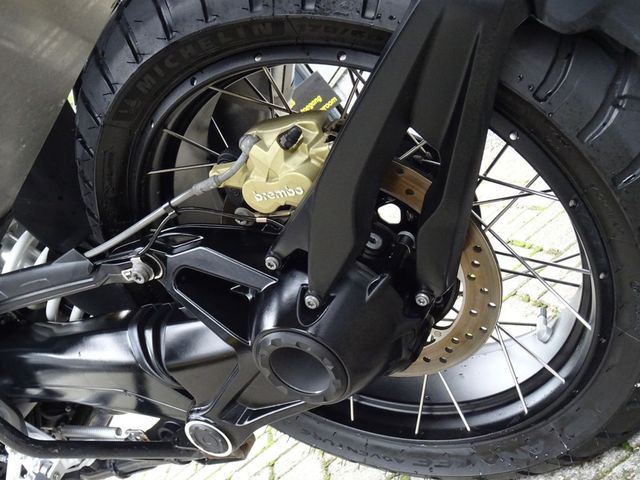 bmw - r-1250-gs-adventure