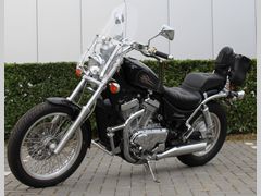 SUZUKI VS 400 INTRUDER