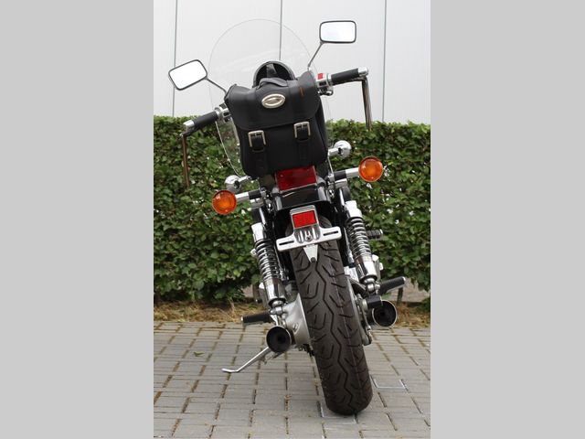 suzuki - vs-400-intruder