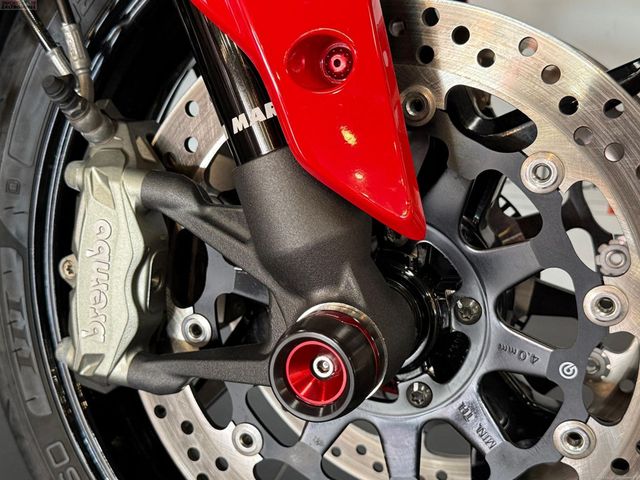 ducati - hypermotard-950