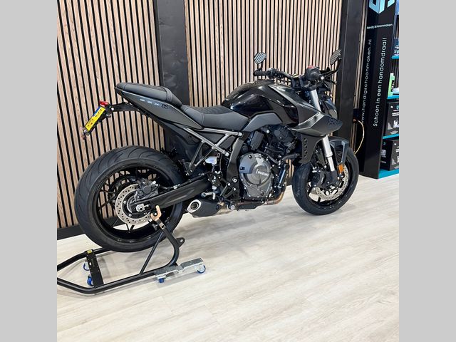 suzuki - gsx-8s