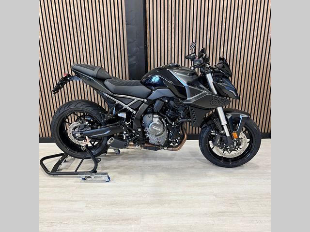 suzuki - gsx-8s