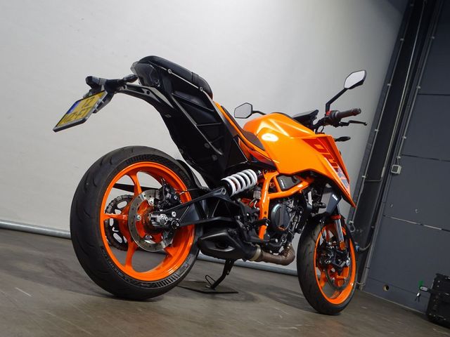 ktm - 390-duke-abs