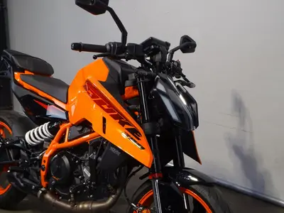 KTM 390 DUKE ABS – foto 4