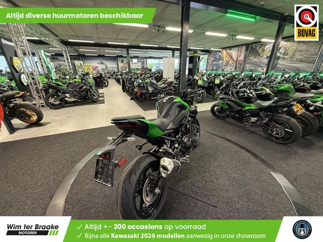 kawasaki - z900