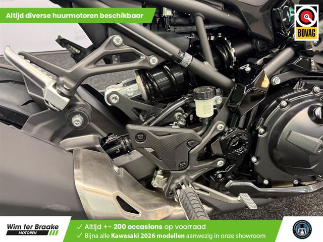 kawasaki - z900