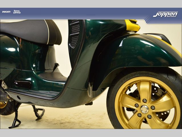 vespa - gts-300
