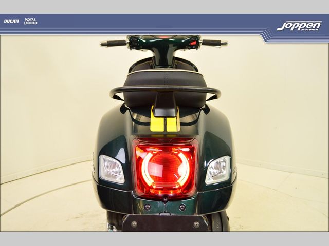 vespa - gts-300