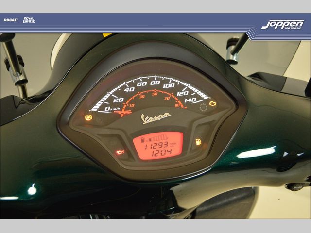 vespa - gts-300