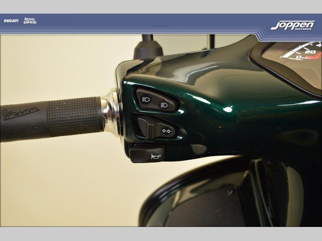vespa - gts-300