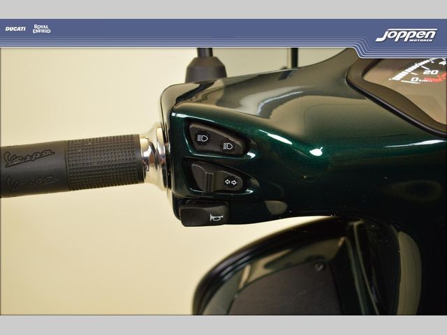 vespa - gts-300