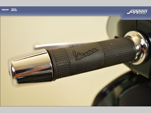 vespa - gts-300