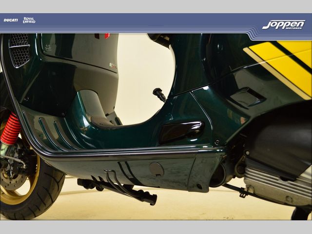vespa - gts-300