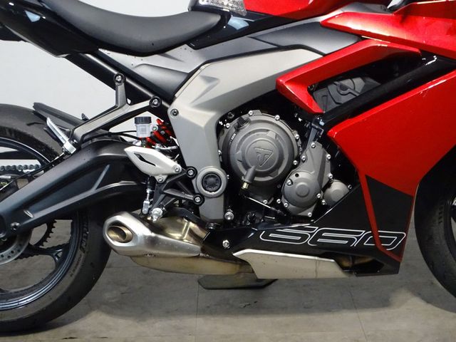 triumph - daytona-660