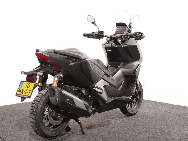 honda - adv-350