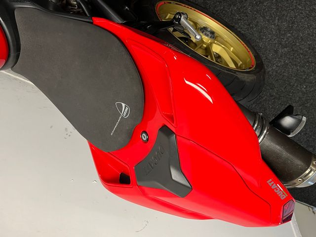 ducati - 1198