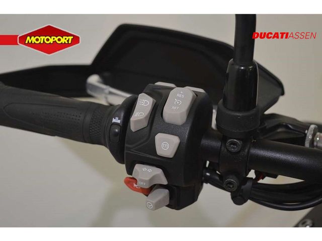 triumph - tiger-900-gt