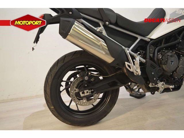 triumph - tiger-900-gt