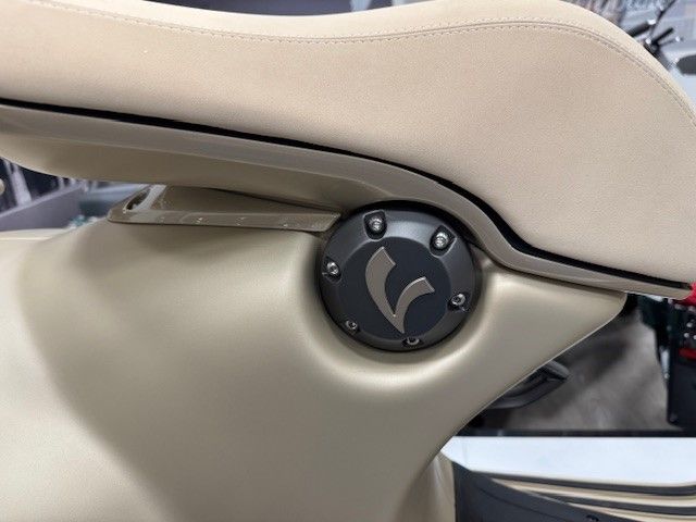 vespa - 946-dragon-125