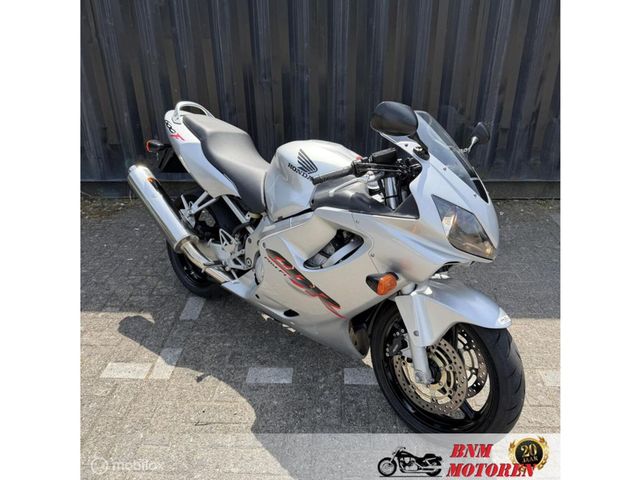 honda - cbr-600-f