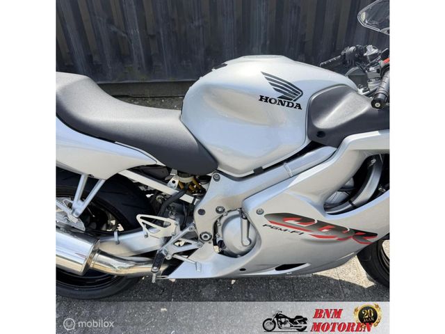 honda - cbr-600-f