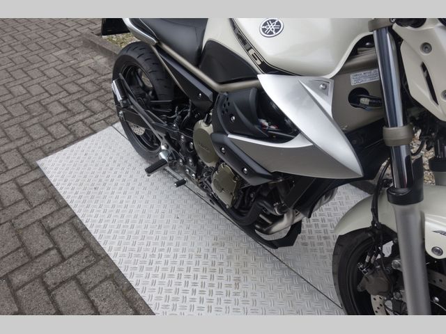 yamaha - xj-6-abs