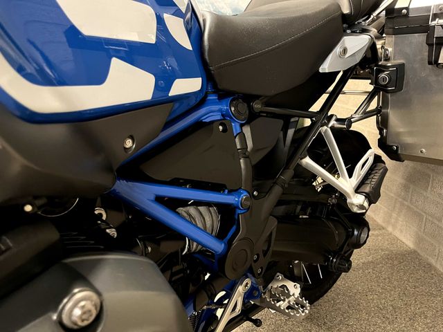 bmw - r-1200-gs-adventure-abs-asc-esa