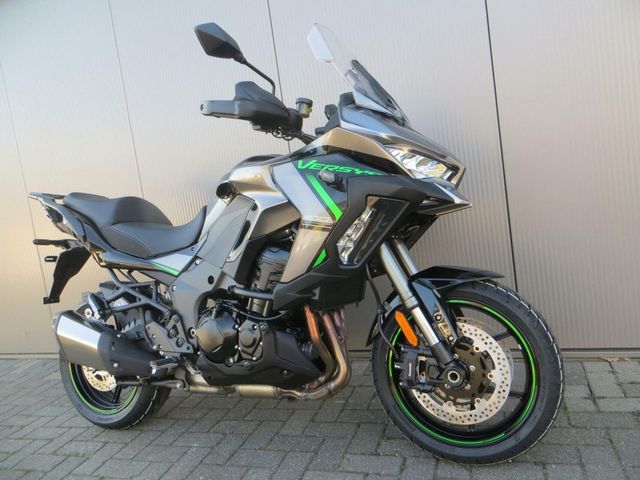 kawasaki - versys-1100-se