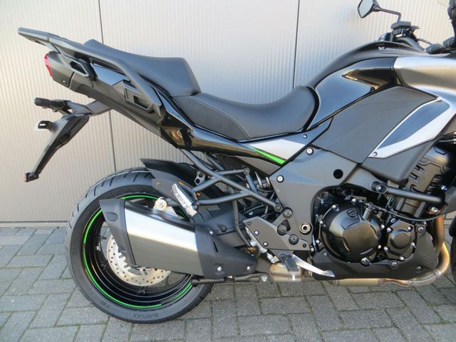 kawasaki - versys-1100-se