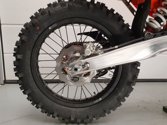 ktm - 300-exc-tpi-six-days
